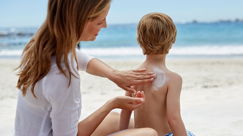 نکات مهم برای خرید ضد آفتاب کودکان