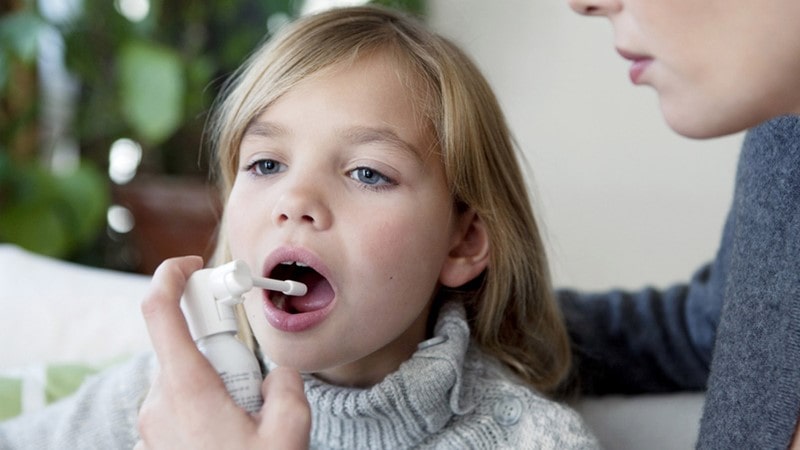 کودکان بیشتر از افراد بزرگسال در معرض عفونت‌های گلو و درد گلو هستند