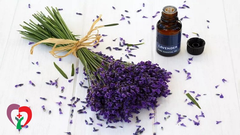 خواص روغن اسطوخودوس برای لک صورت