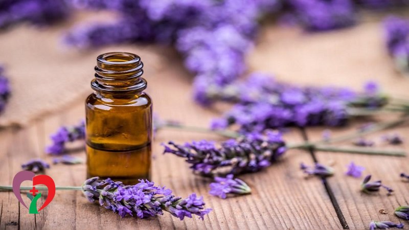 خواص روغن اسطوخودوس برای کف پا