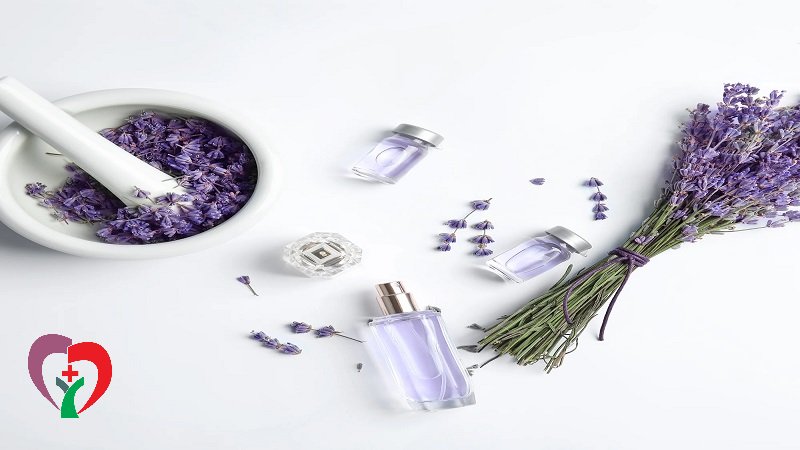 نحوه استفاده از روغن اسطوخودوس در کف پا