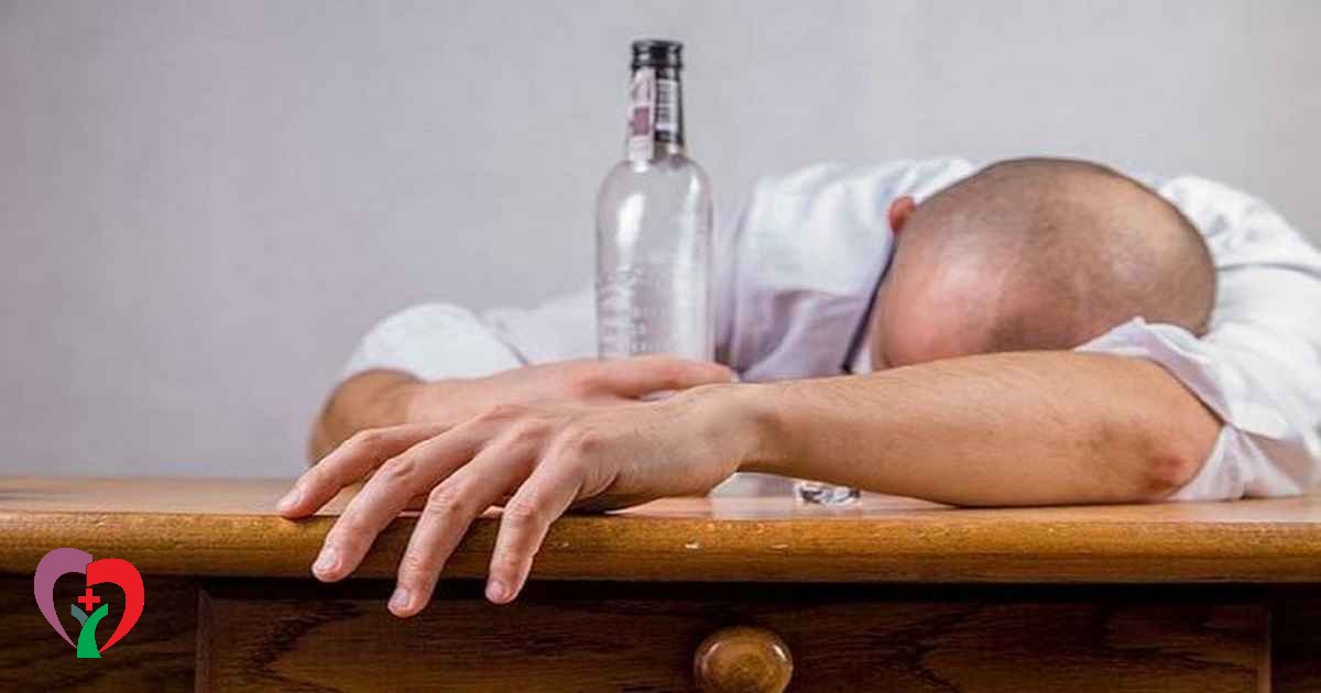 مسمومیت با خوردن الکل صنعتی