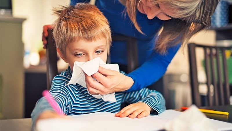 سرماخوردگی در کودکان: علائم و روش‌های درمان